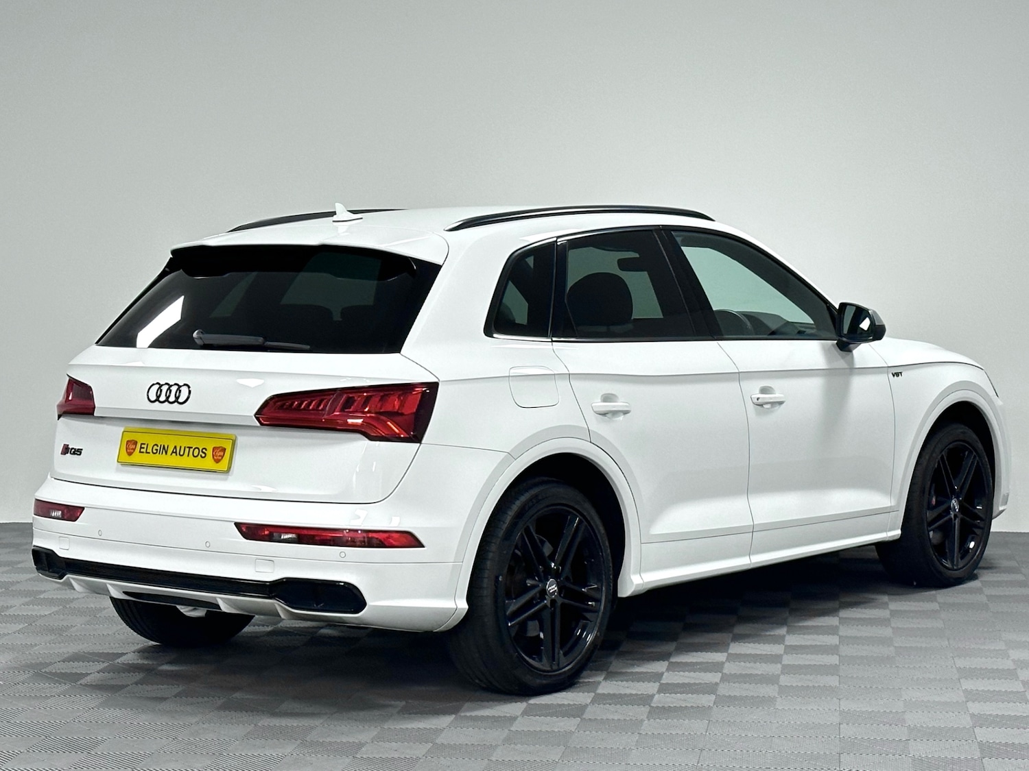 Used Audi Q5 2017 for sale - 76542349: Photo 12