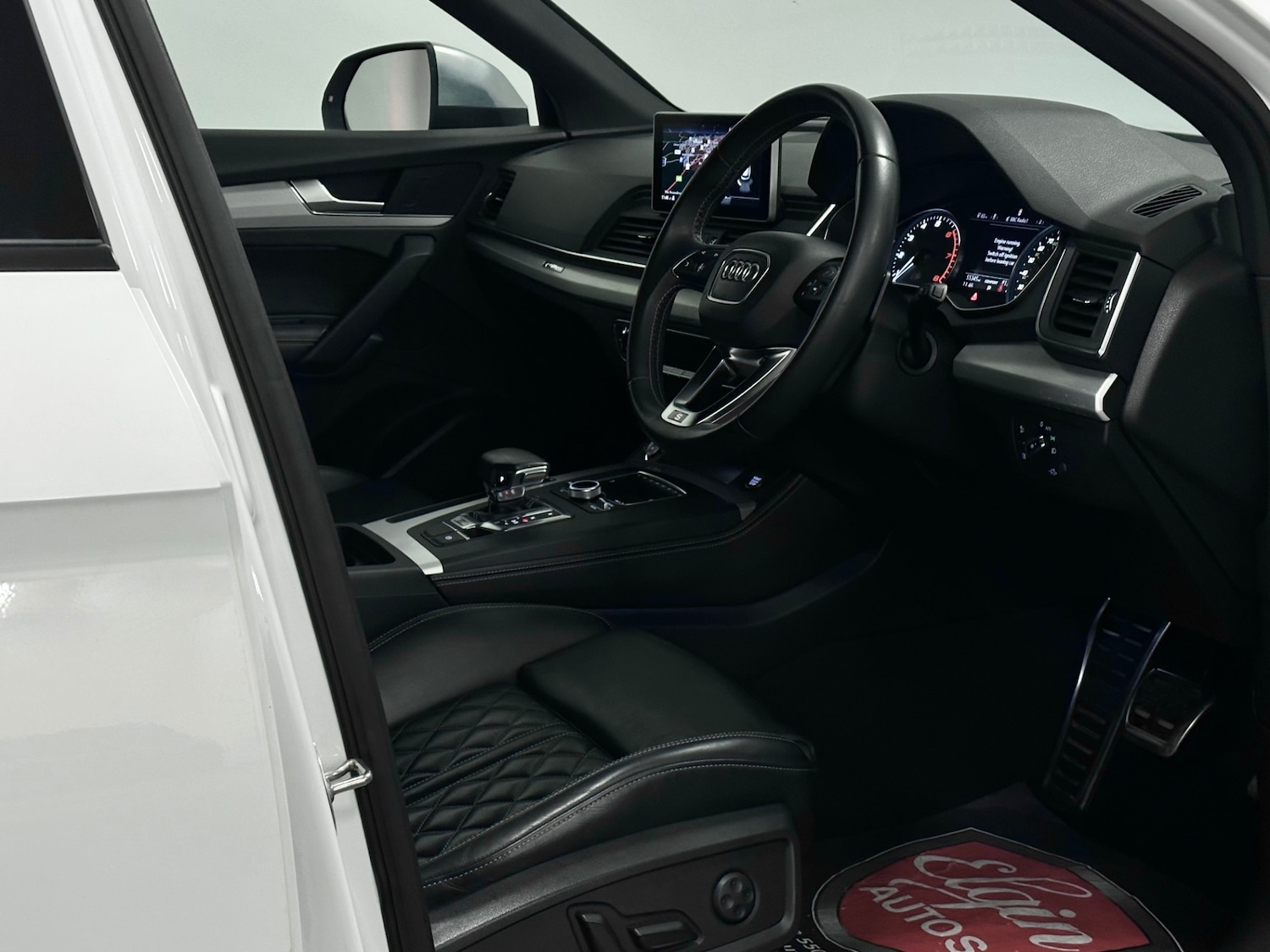 Used Audi Q5 2017 for sale - 76542349: Photo 14