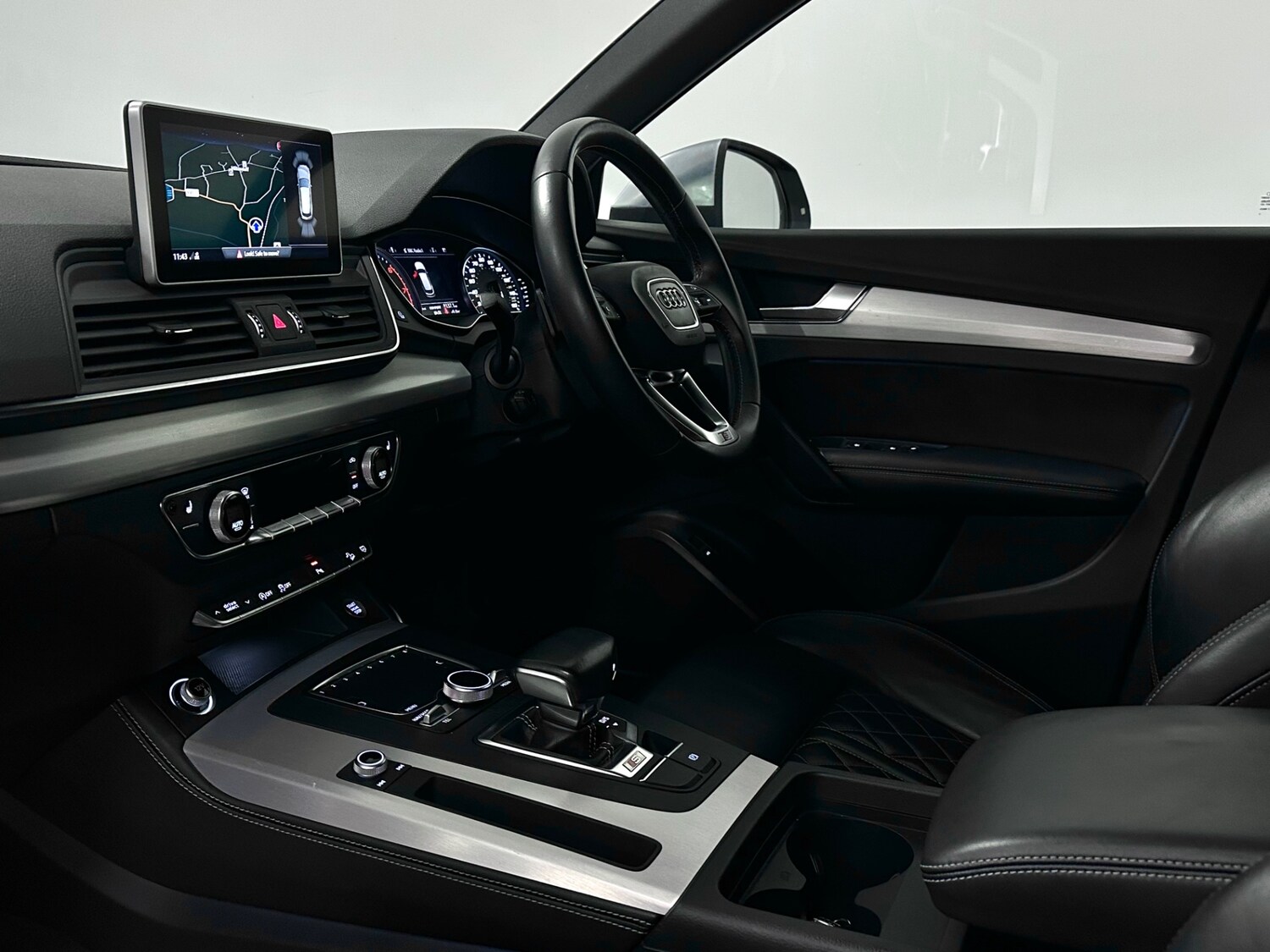 Used Audi Q5 2017 for sale - 76542349: Photo 18