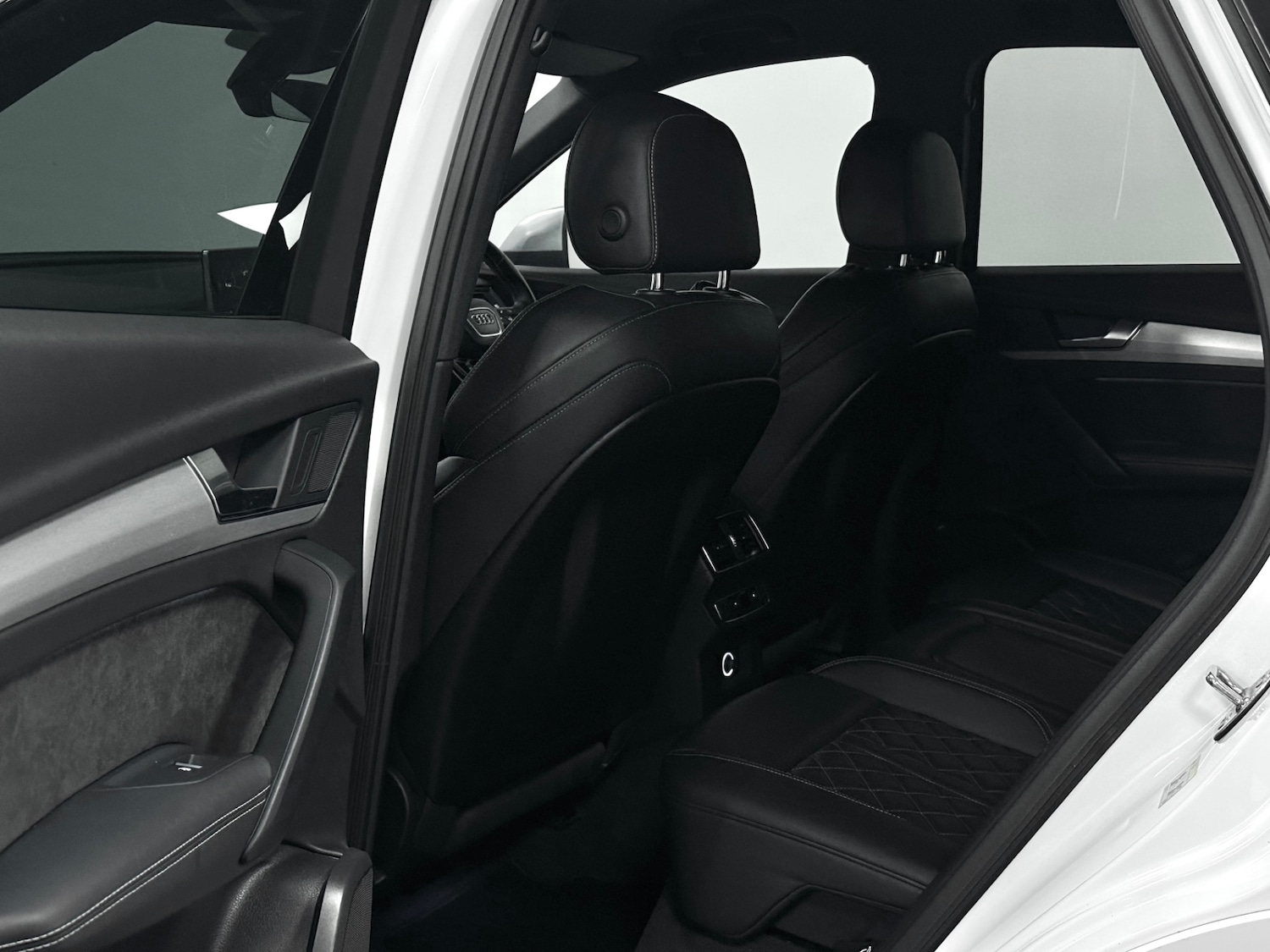 Used Audi Q5 2017 for sale - 76542349: Photo 22