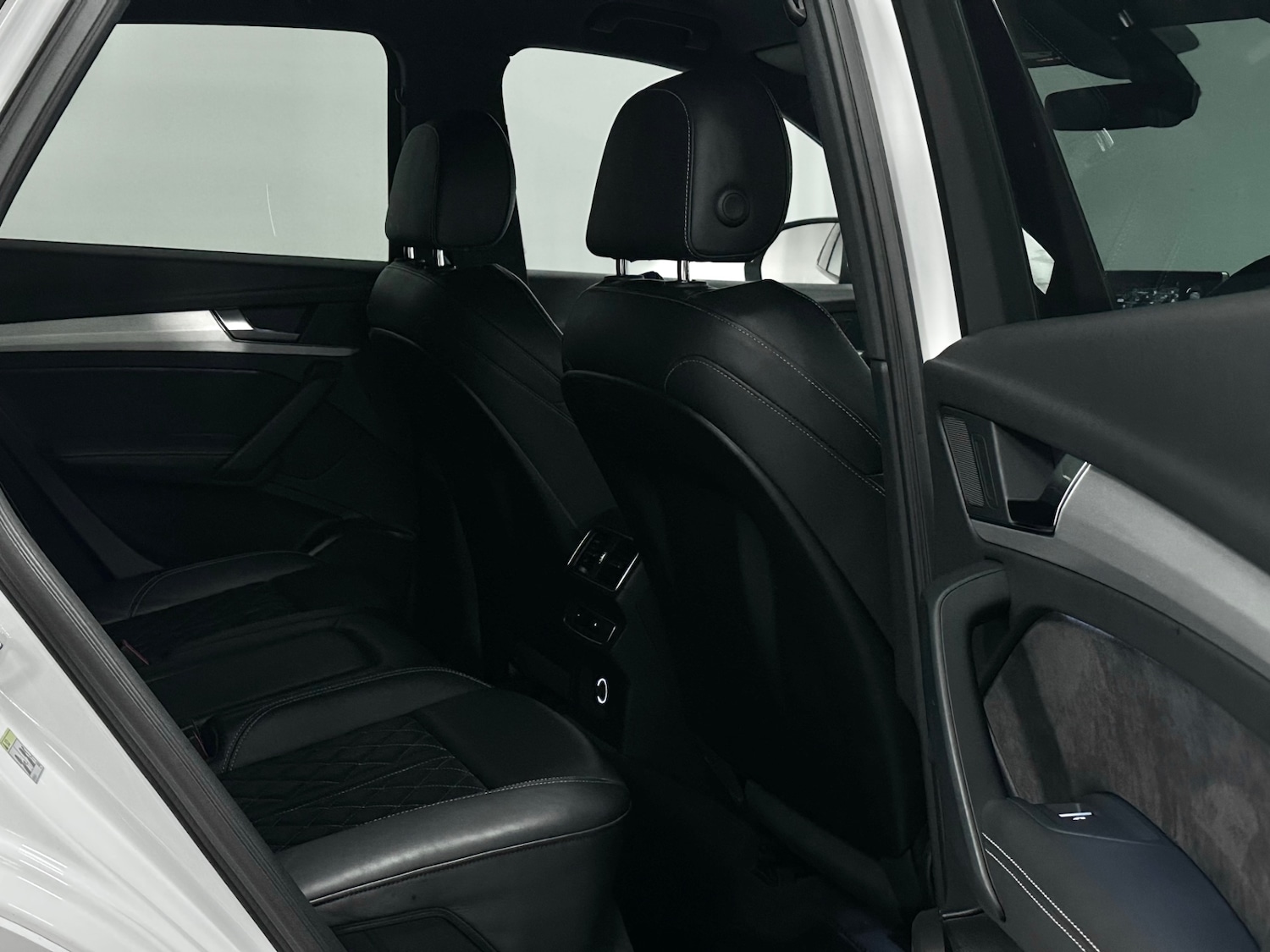 Used Audi Q5 2017 for sale - 76542349: Photo 23