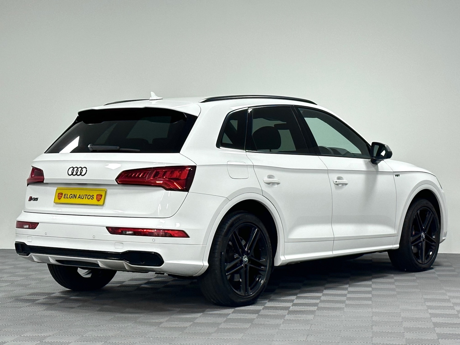 Used Audi Q5 2017 for sale - 76542349: Photo 8