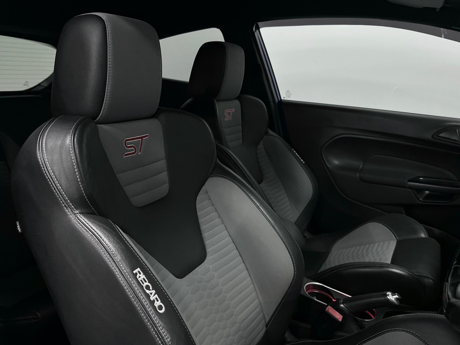 Used Ford Fiesta 2014 for sale - 77012301: Photo 11