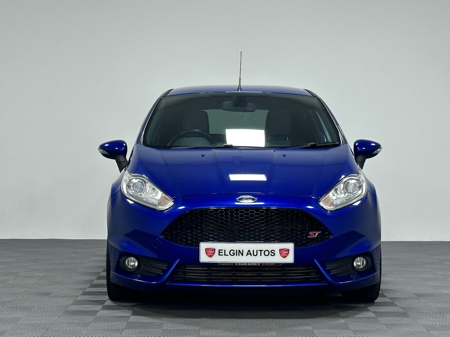 Used Ford Fiesta 2014 for sale - 77012301: Photo 2