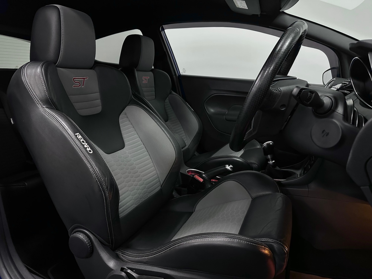 Used Ford Fiesta 2014 for sale - 77012301: Photo 5