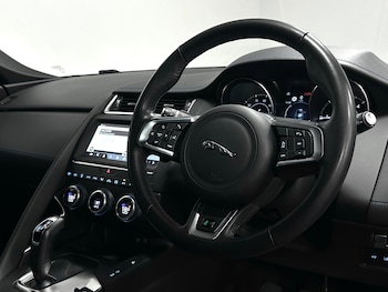 Used Jaguar E-Pace 2019 for sale - 79216913: Photo