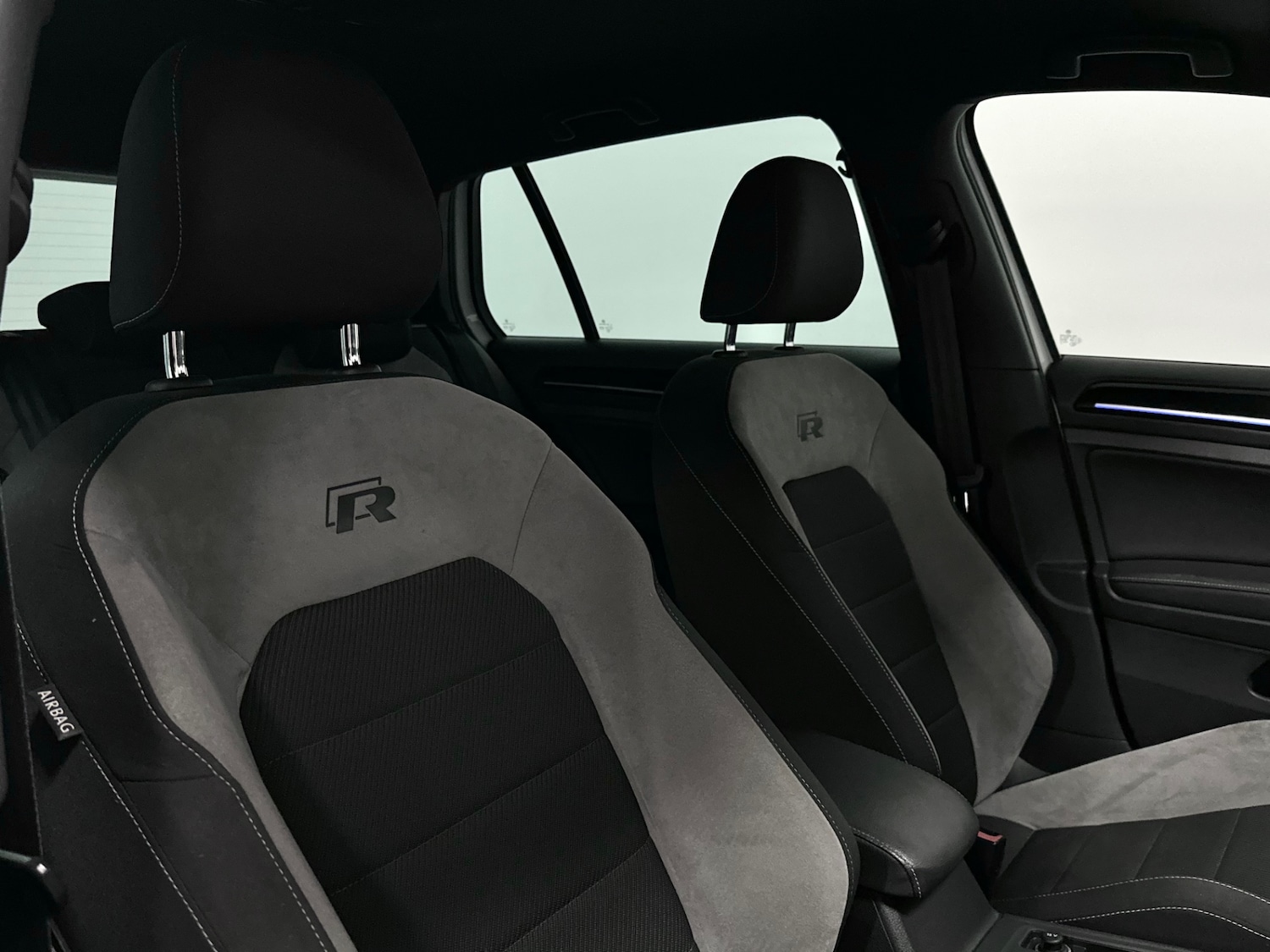 Used Volkswagen Golf 2016 for sale - 76706634: Photo 16