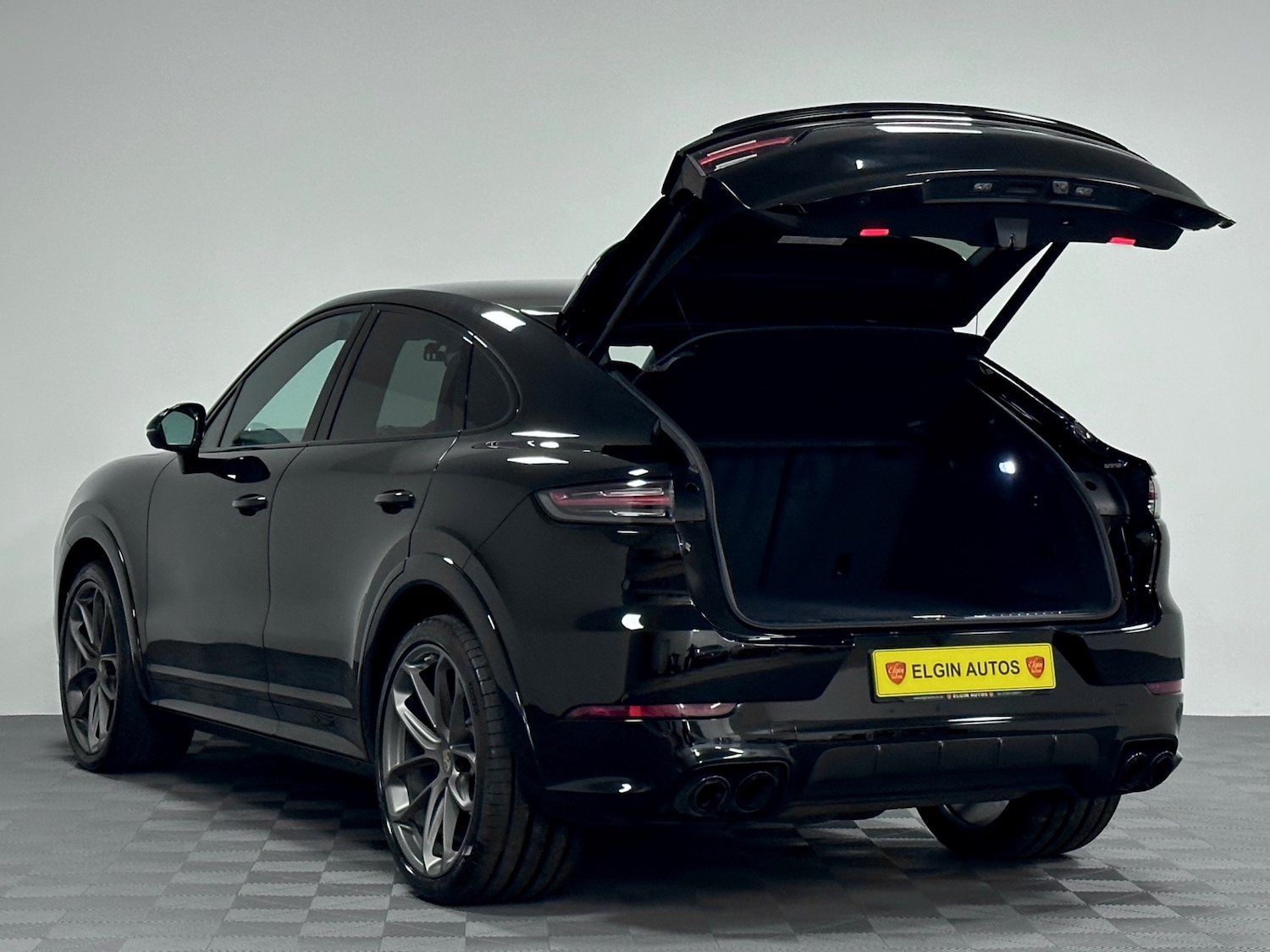 Used Porsche Cayenne 2019 for sale - 76893233: Photo 15