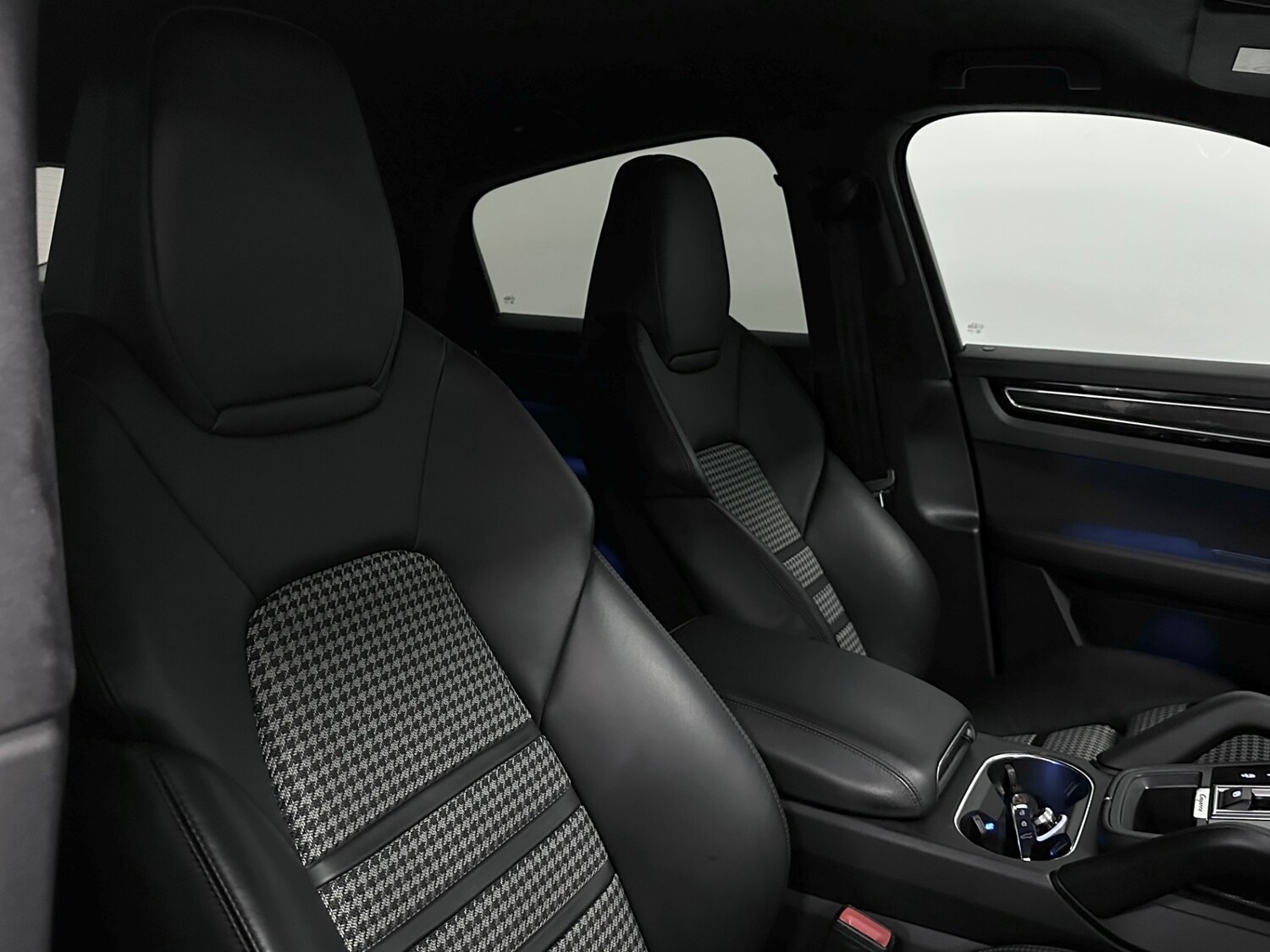 Used Porsche Cayenne 2019 for sale - 76893233: Photo 17