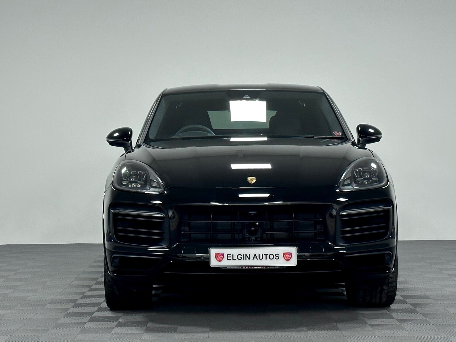 Used Porsche Cayenne 2019 for sale - 76893233: Photo 2
