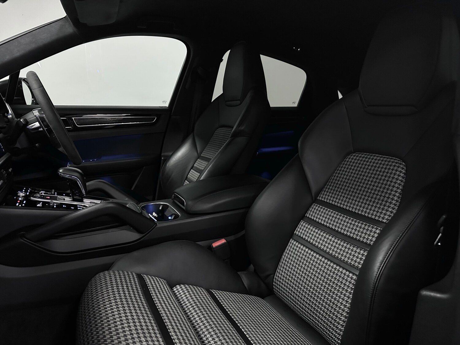 Used Porsche Cayenne 2019 for sale - 76893233: Photo 24