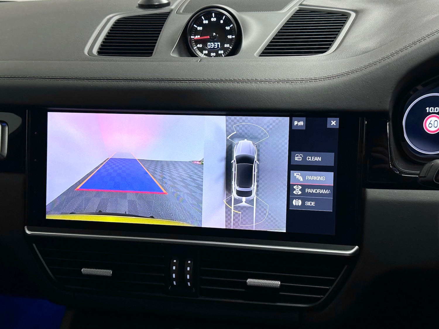 Used Porsche Cayenne 2019 for sale - 76893233: Photo 29