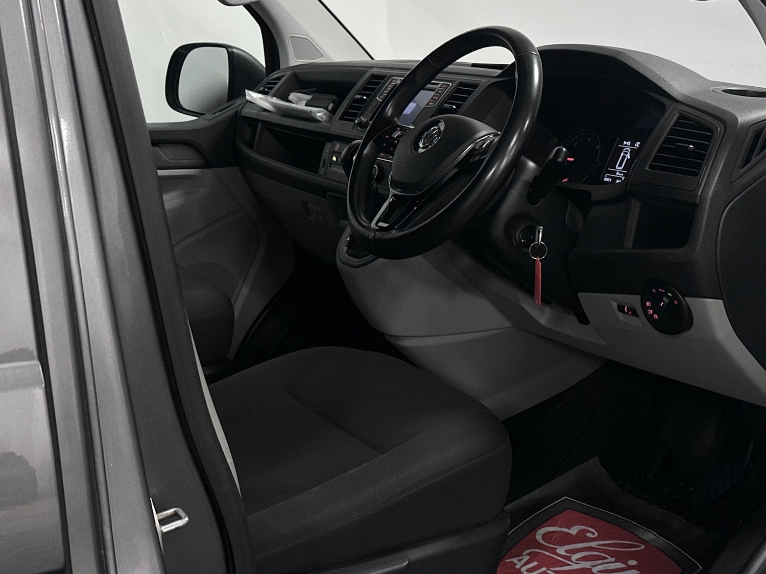 Used Volkswagen Transporter 2019 for sale - 77445992: Photo 17