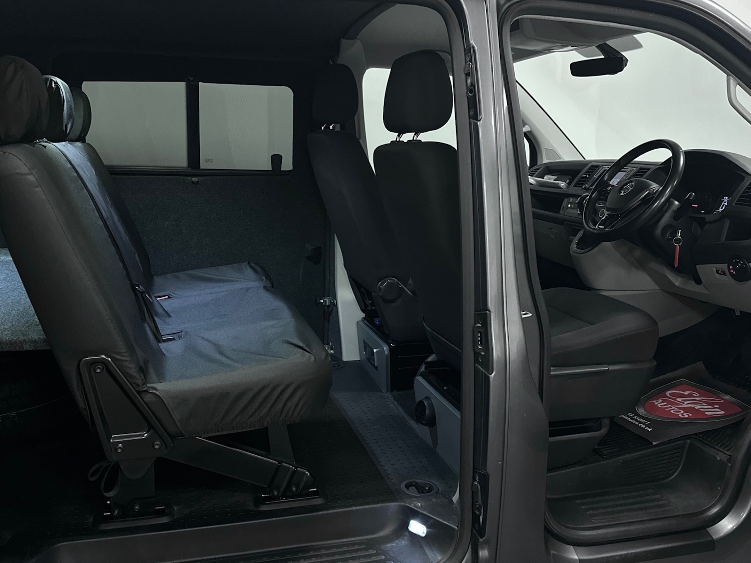 Used Volkswagen Transporter 2019 for sale - 77445992: Photo 27