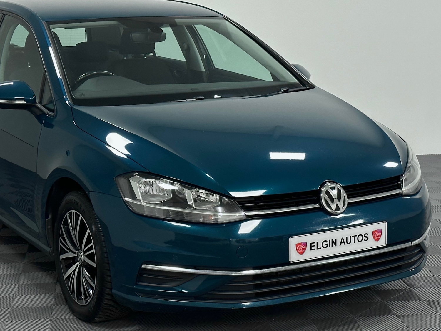 Used Volkswagen Golf 2017 for sale - 76969433: Photo 26