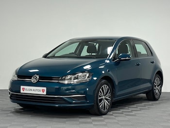 Used Volkswagen Golf 2017 for sale - 76969433: Photo