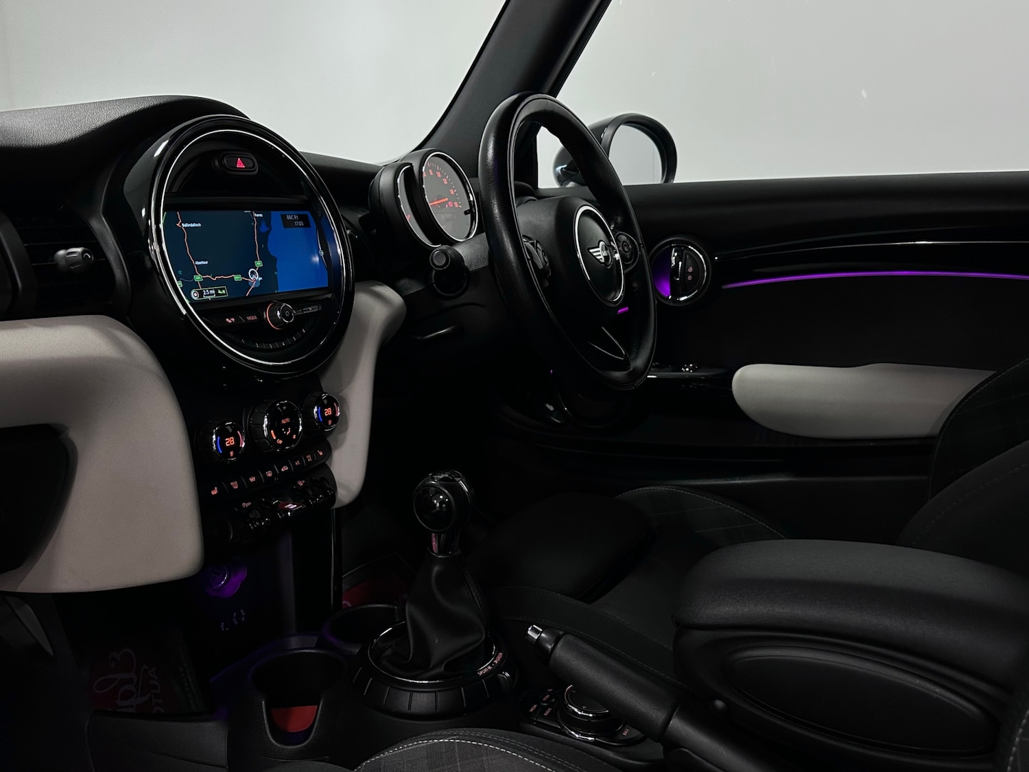 Used MINI Hatch 2017 for sale - 76706628: Photo 21