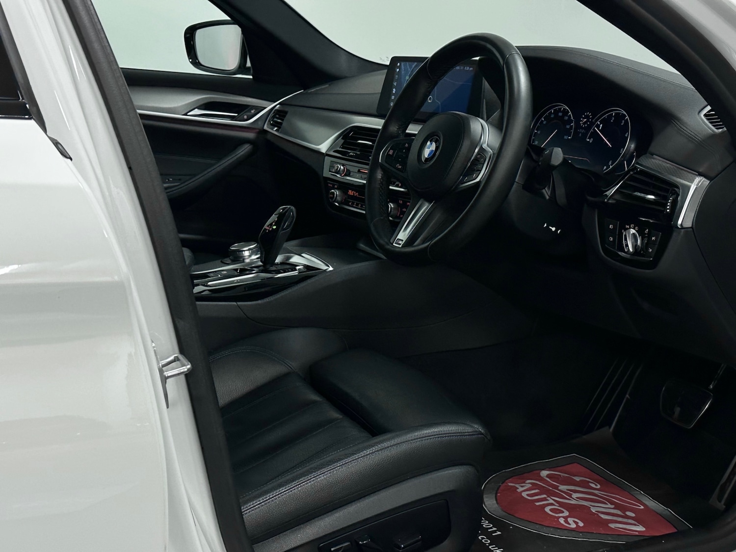 Used BMW 5 Series 2018 for sale - 76576670: Photo 15