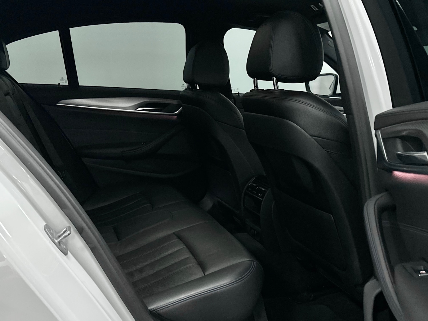 Used BMW 5 Series 2018 for sale - 76576670: Photo 24