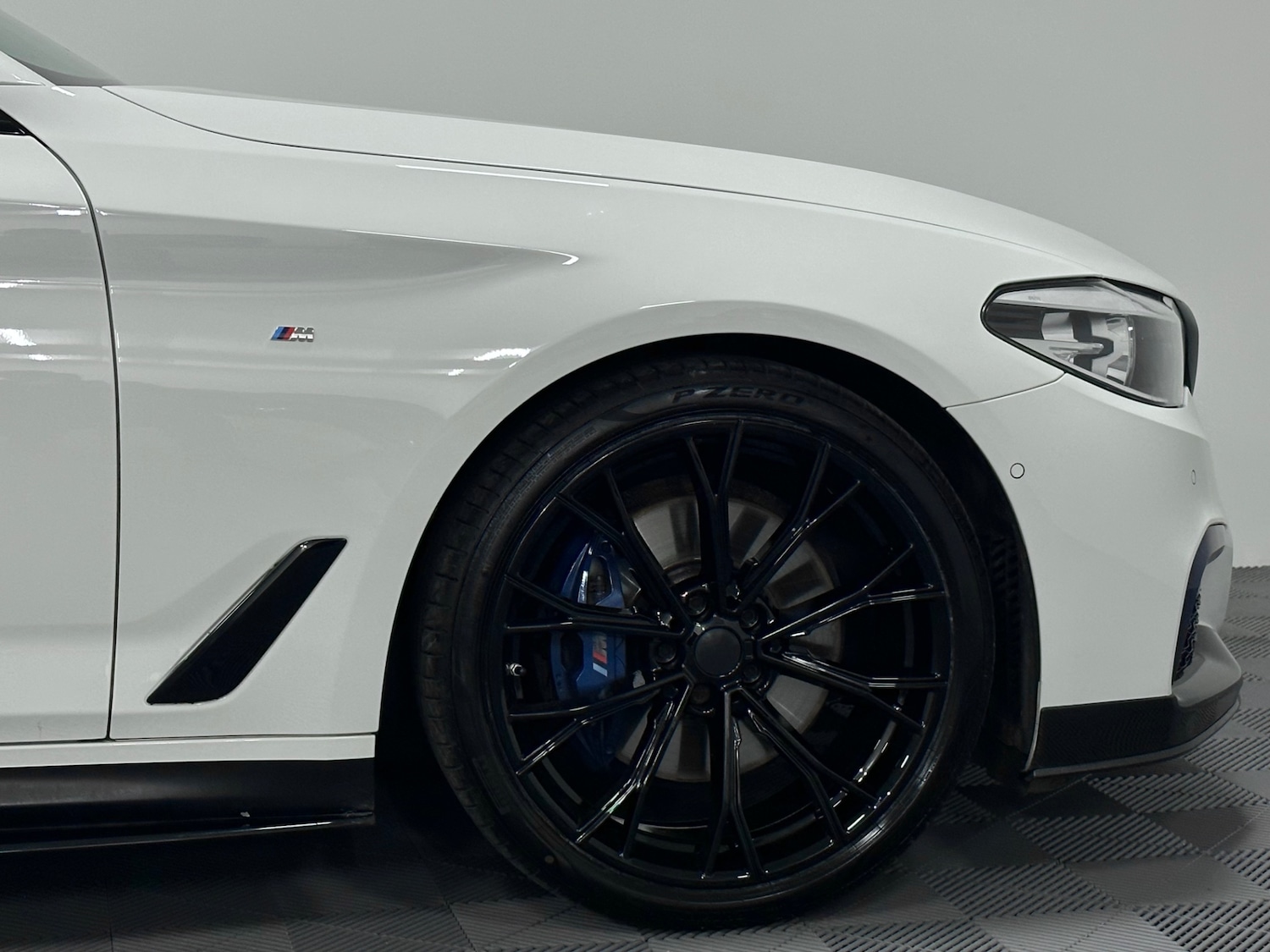 Used BMW 5 Series 2018 for sale - 76576670: Photo 32