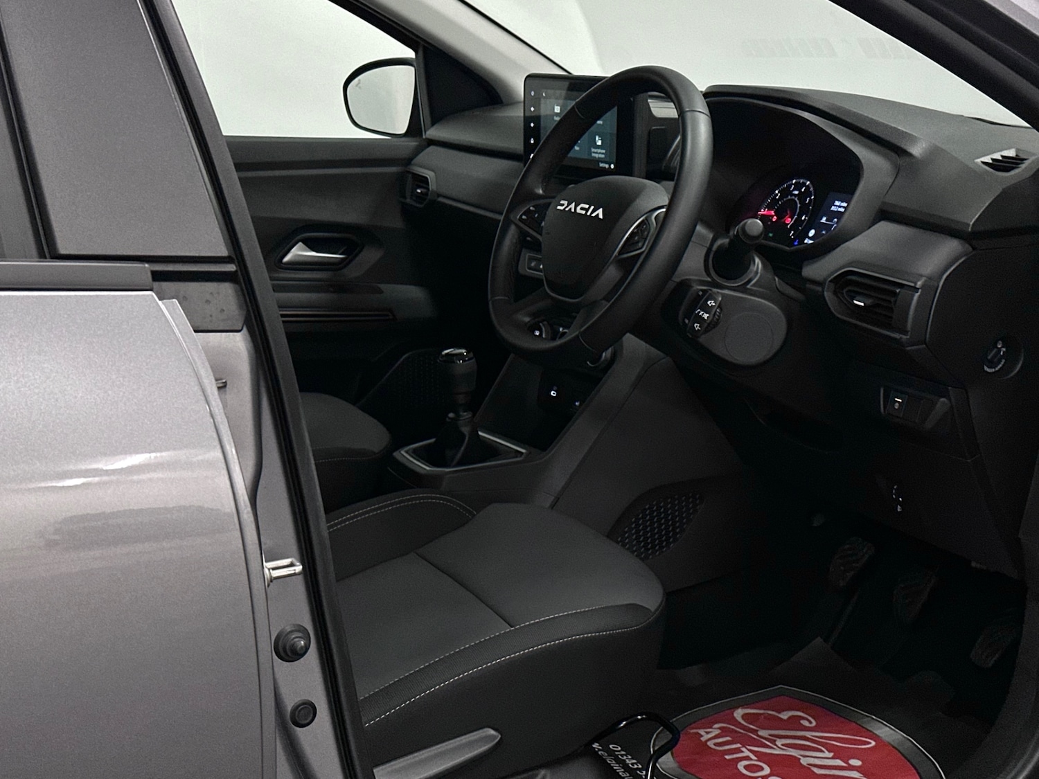 Used Dacia Sandero Stepway 2024 for sale - 76253857: Photo 15