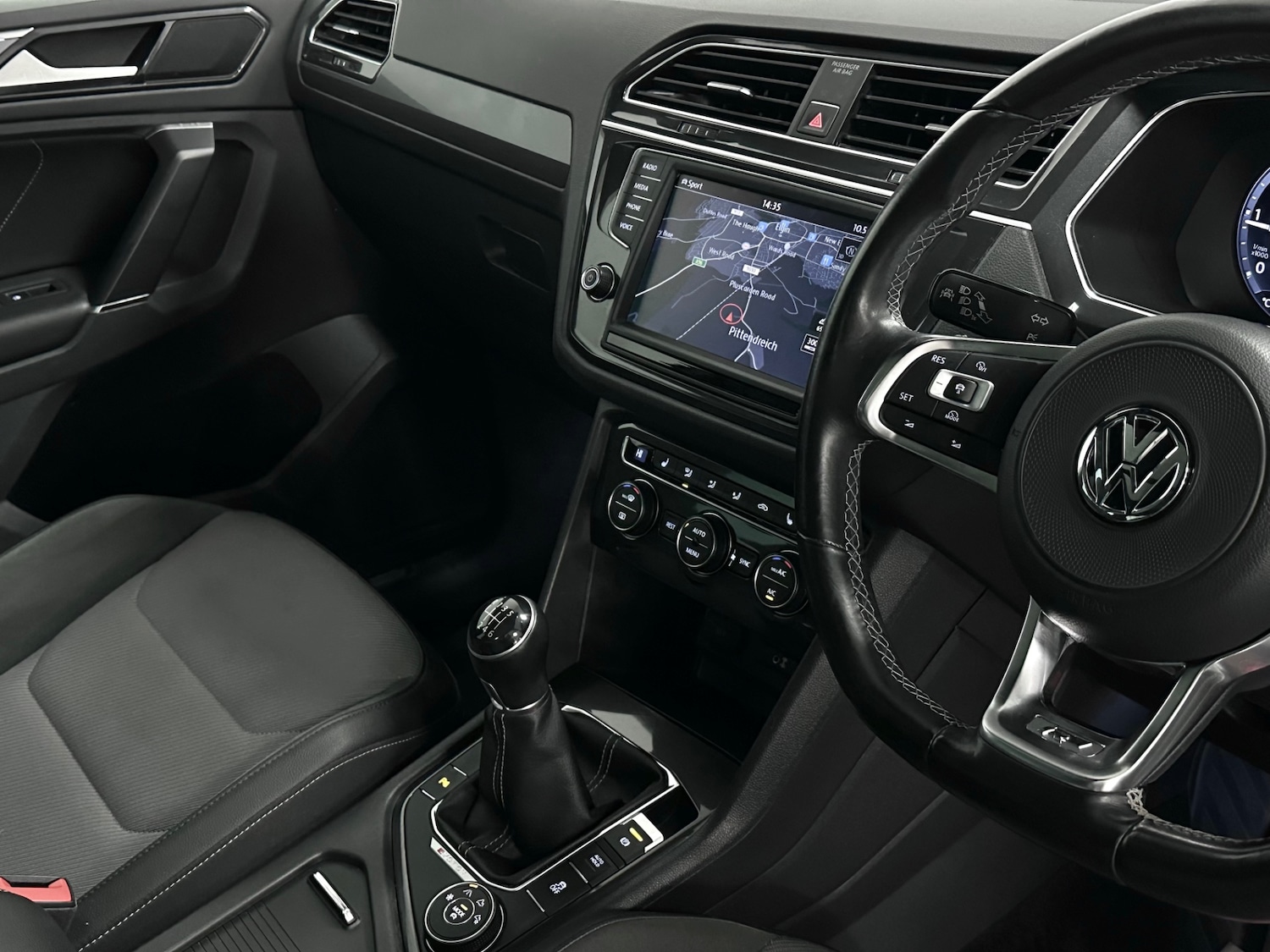 Used Volkswagen Tiguan 2017 for sale - 77578570: Photo 18