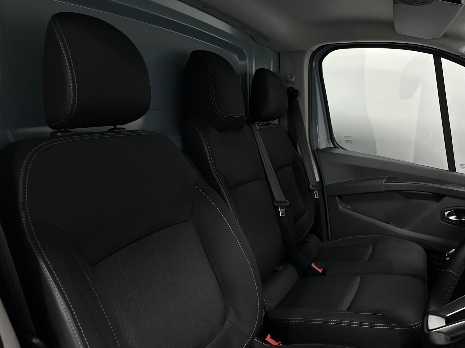 Used Renault Trafic 2022 for sale - 77935237: Photo 18