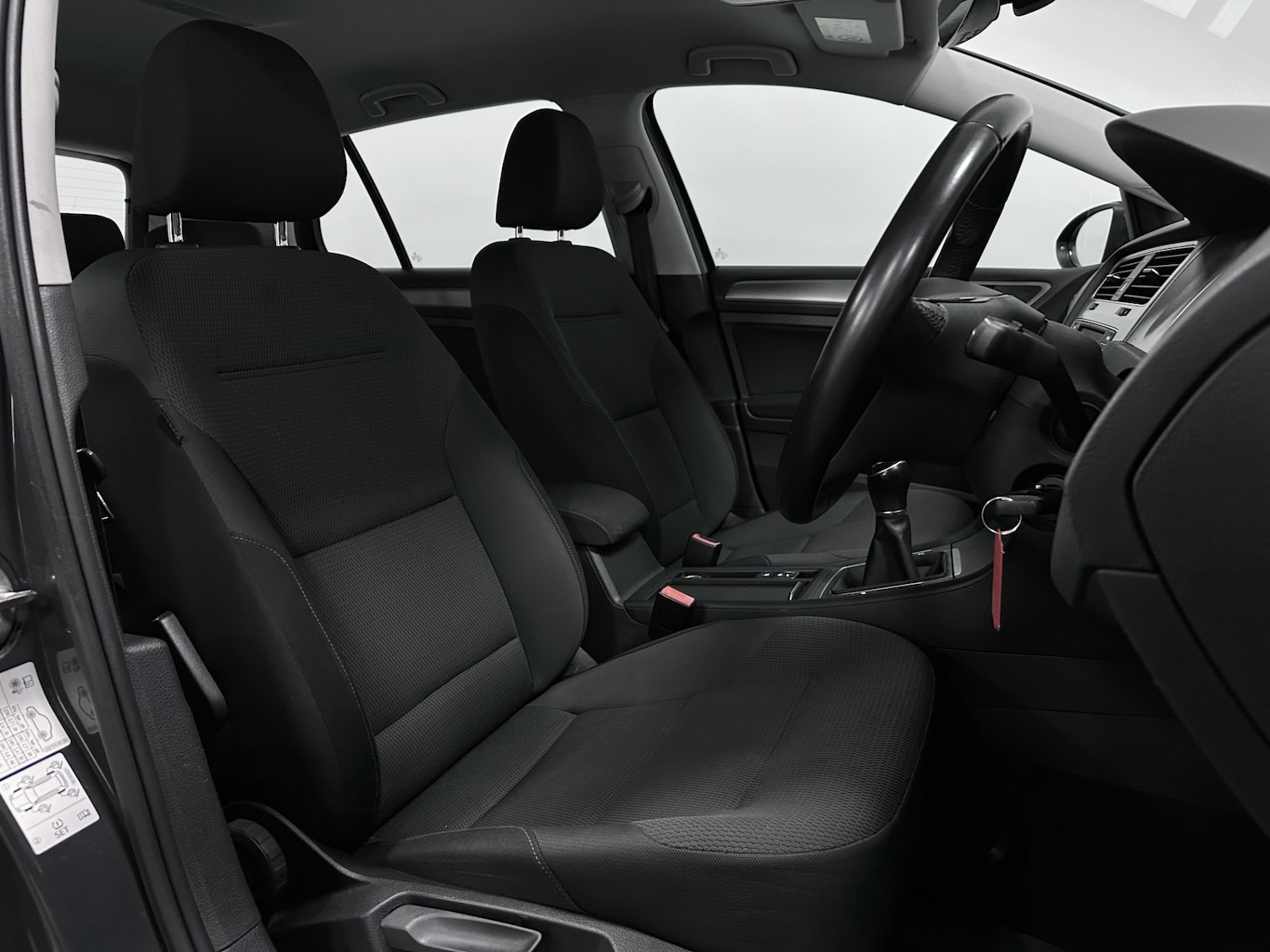 Used Volkswagen Golf 2016 for sale - 76626569: Photo 5