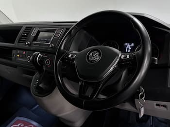 Used Volkswagen Transporter 2018 for sale - 79683486: Photo