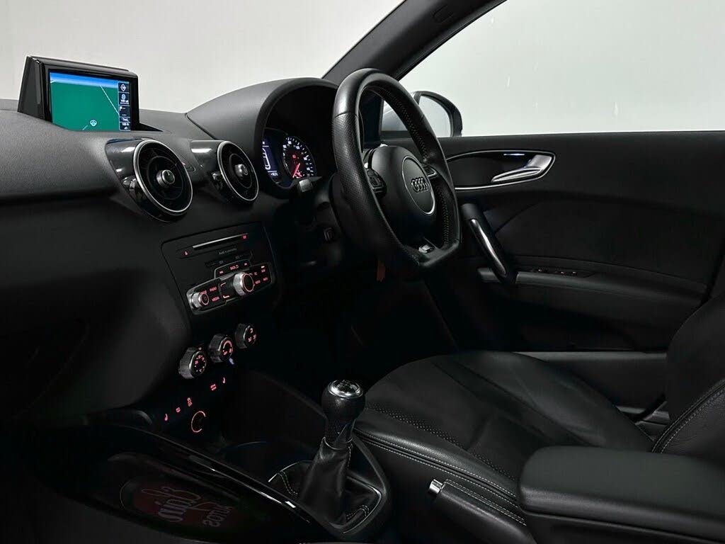 Used Audi A1 2016 for sale - 76402649: Photo 10