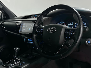 Used Toyota Hilux 2022 for sale - 76693481: Photo