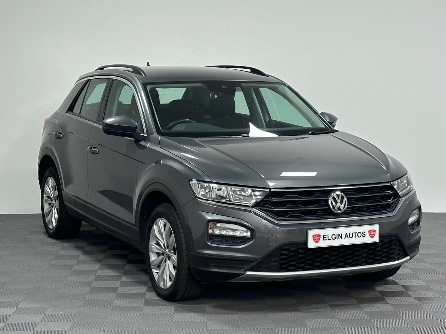 Used Volkswagen T-Roc 2018 for sale - 76461933: Photo 12