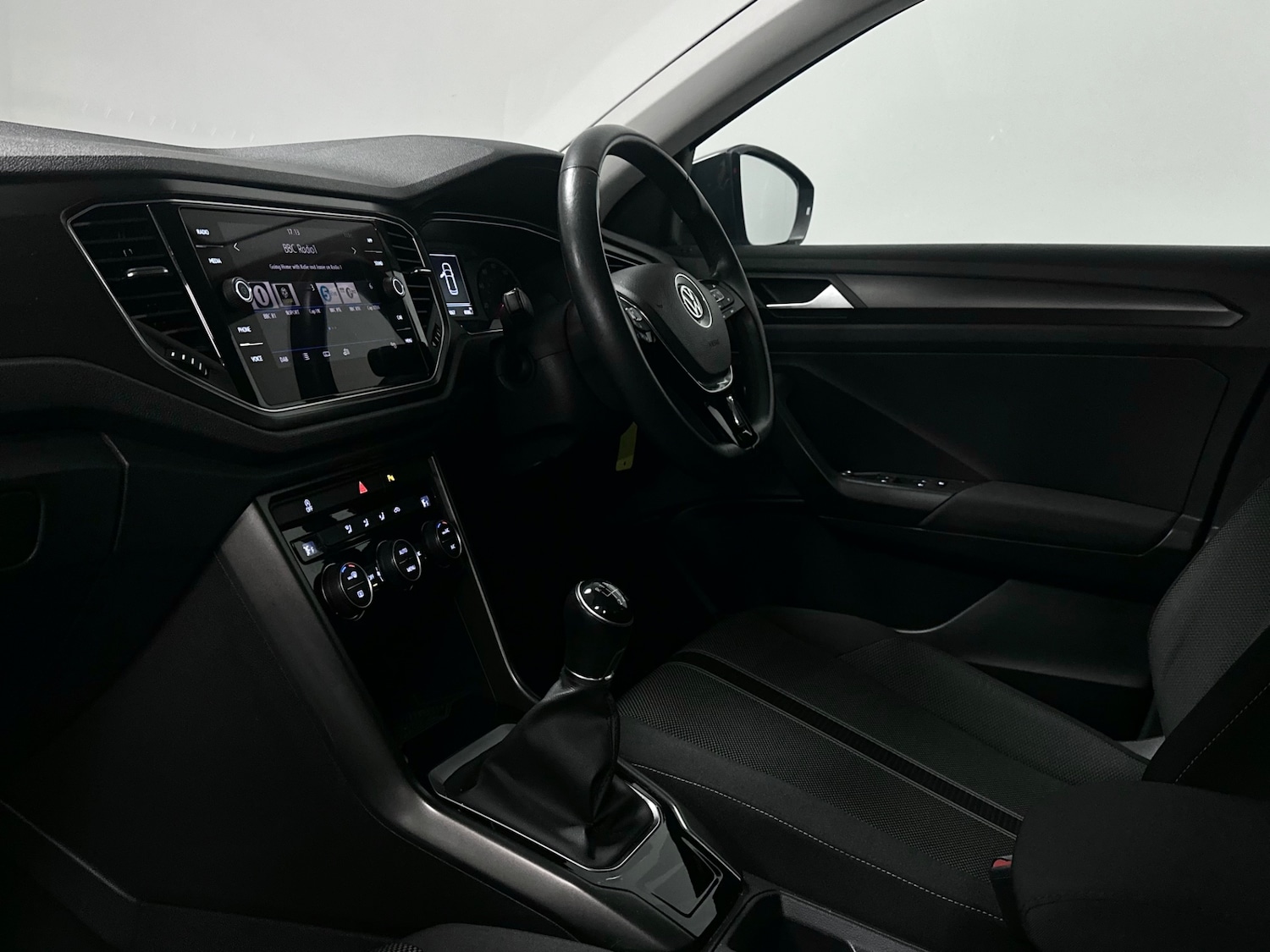 Used Volkswagen T-Roc 2018 for sale - 76461933: Photo 19