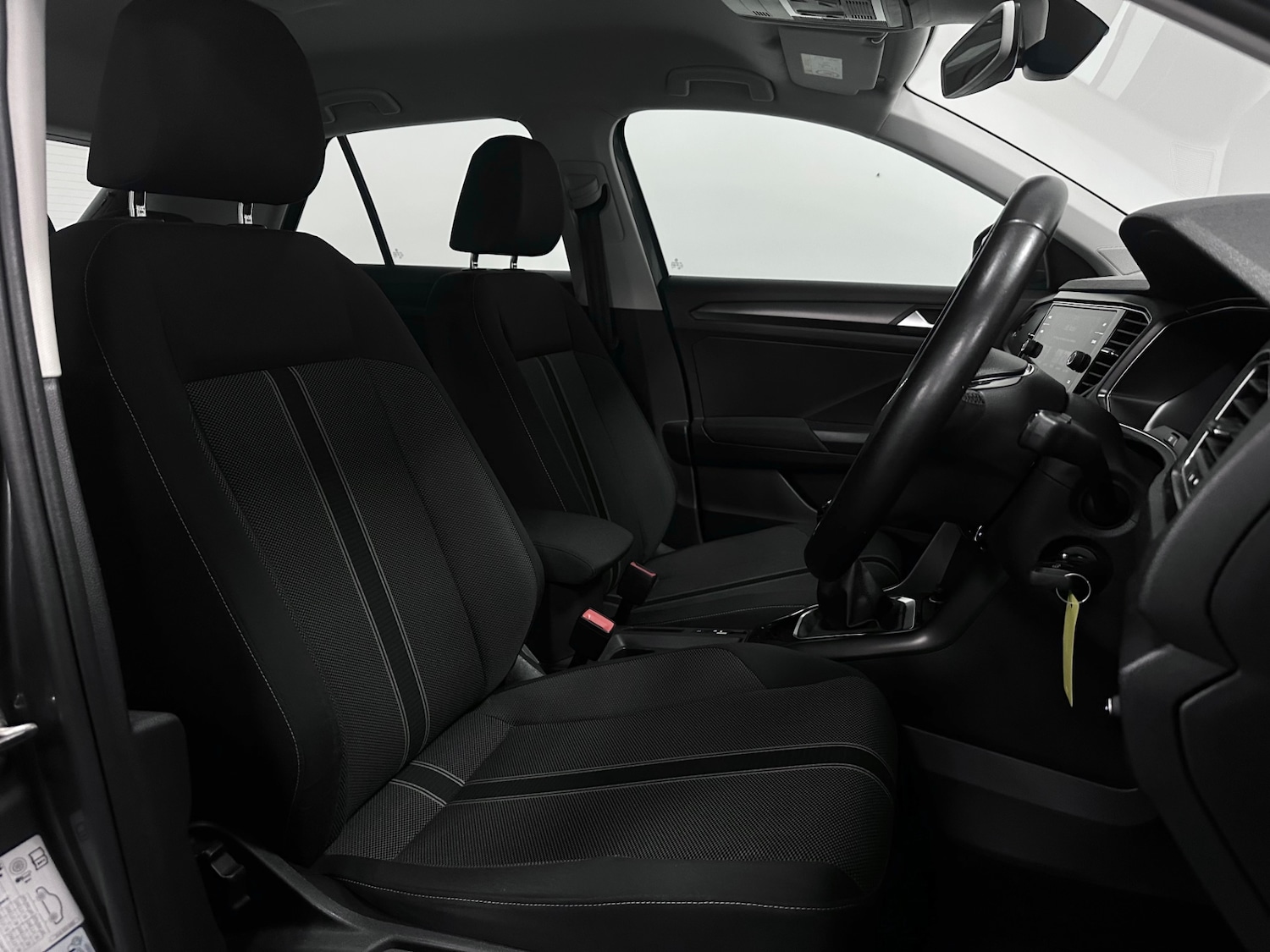 Used Volkswagen T-Roc 2018 for sale - 76461933: Photo 5