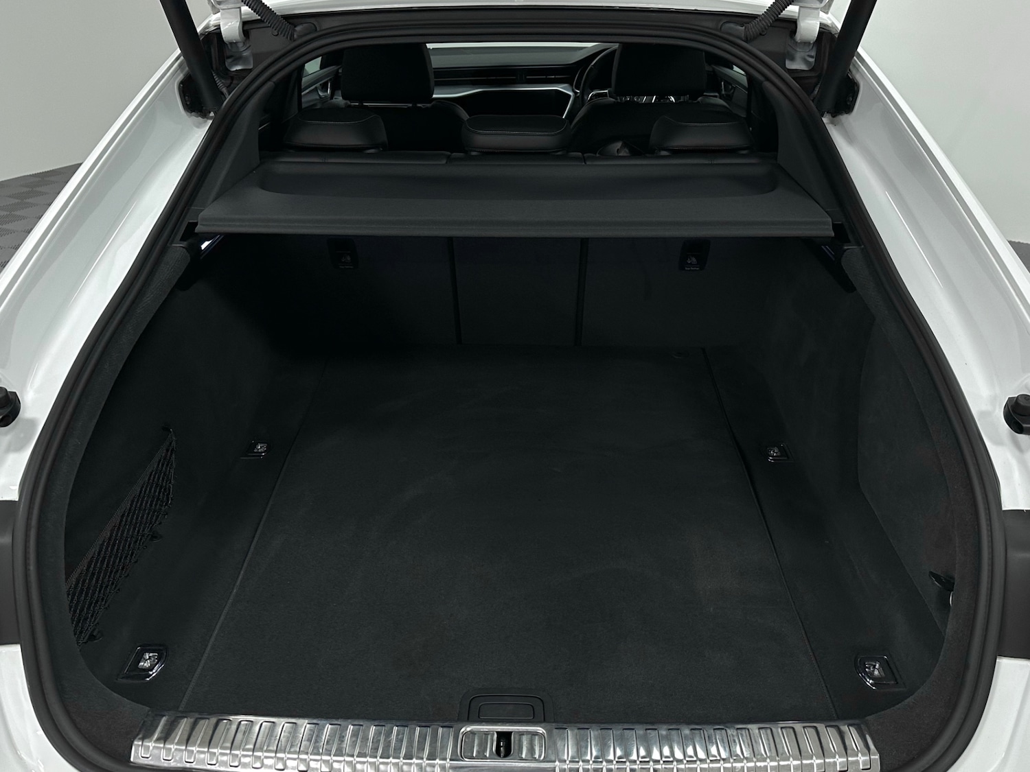 Vehicle 33