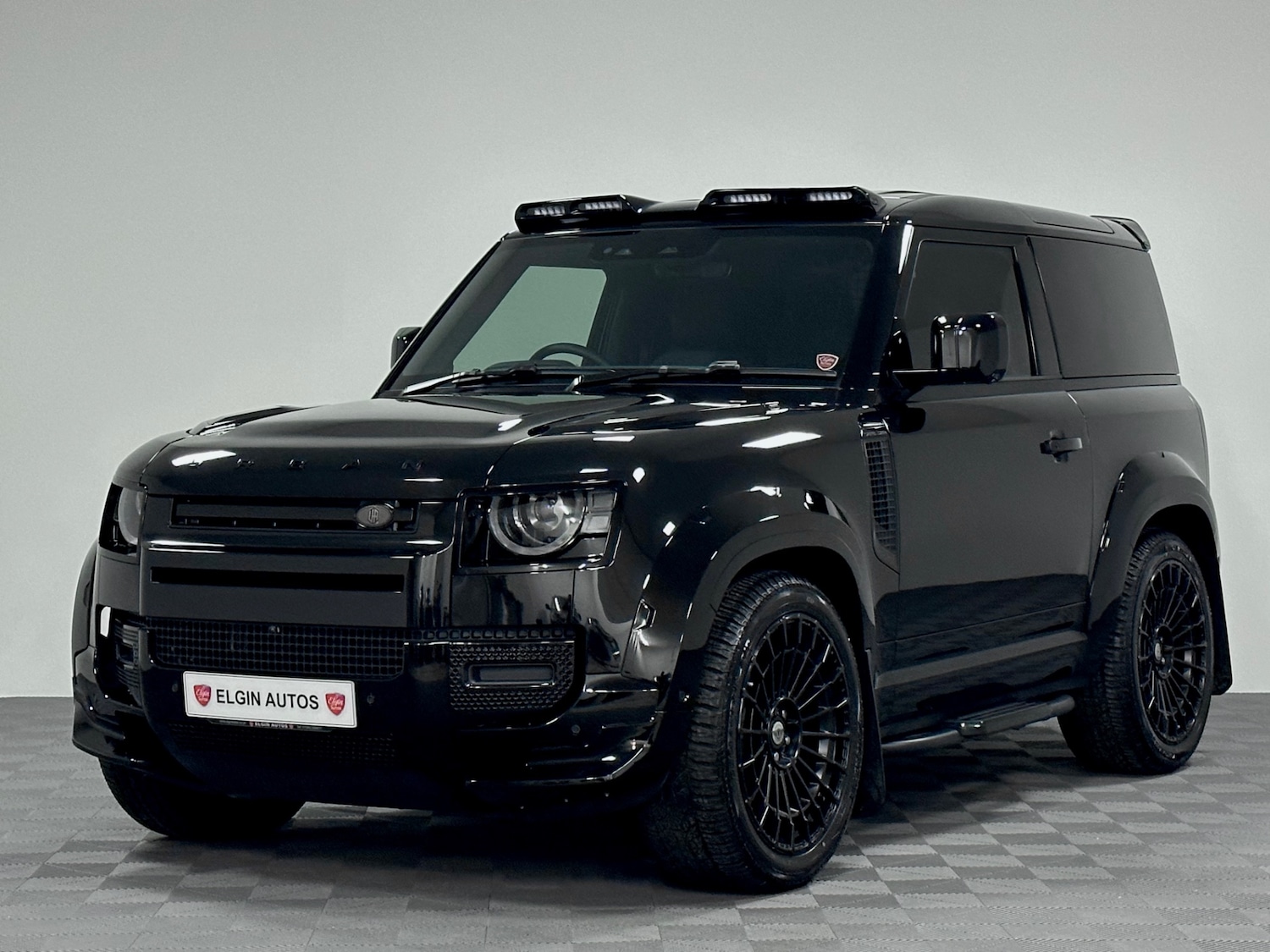 Used Land Rover Defender 90 2025 for sale - 77001269: Photo 3