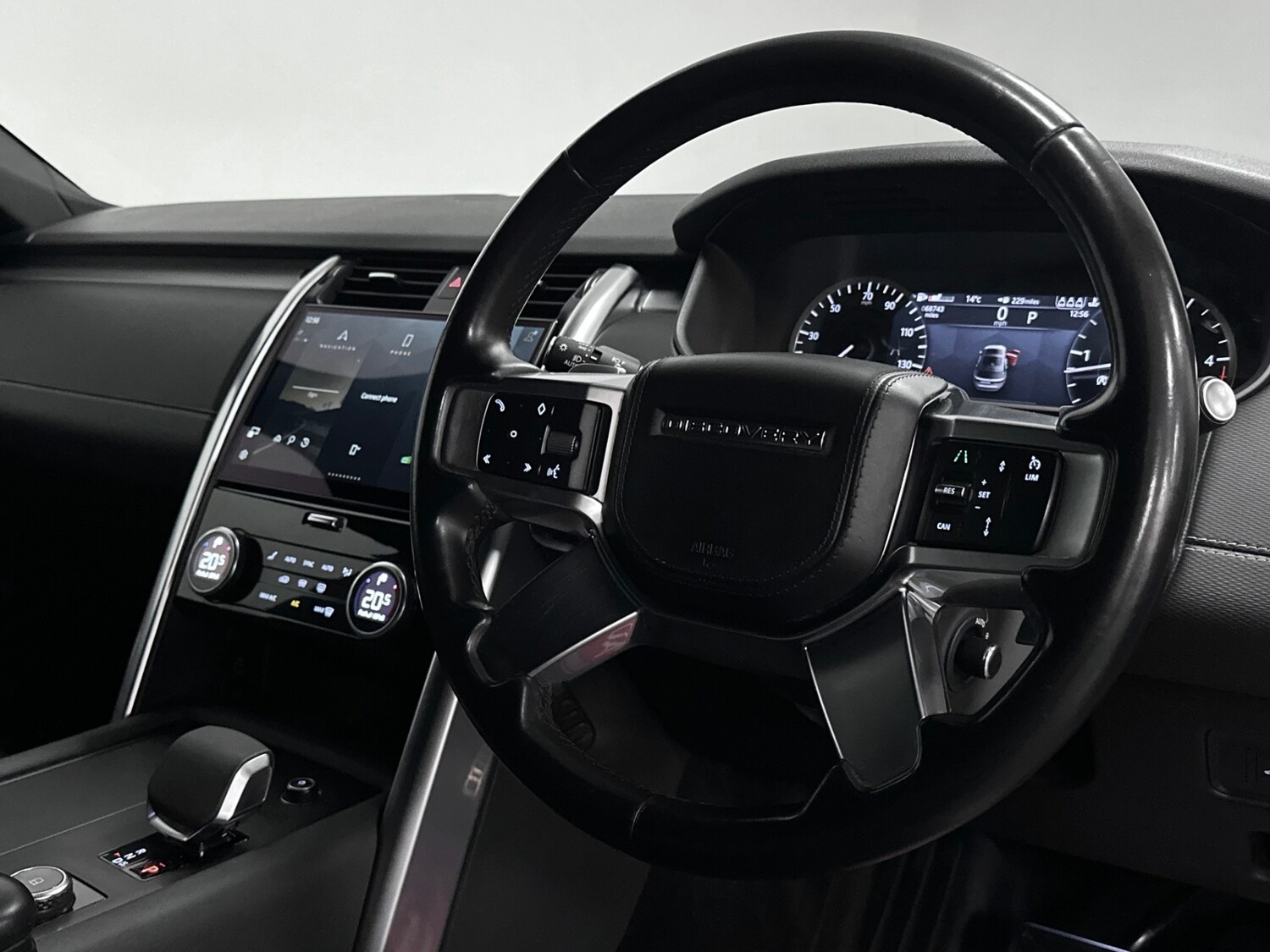 Used Land Rover Discovery 2022 for sale - 77935238: Photo 4