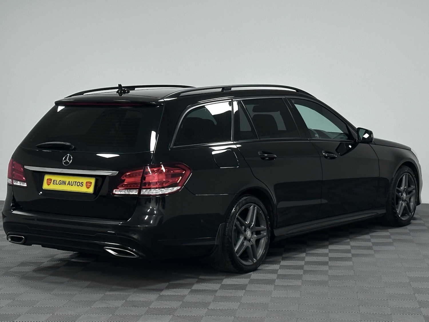 Used Mercedes-Benz E Class 2016 for sale - 77459762: Photo 14