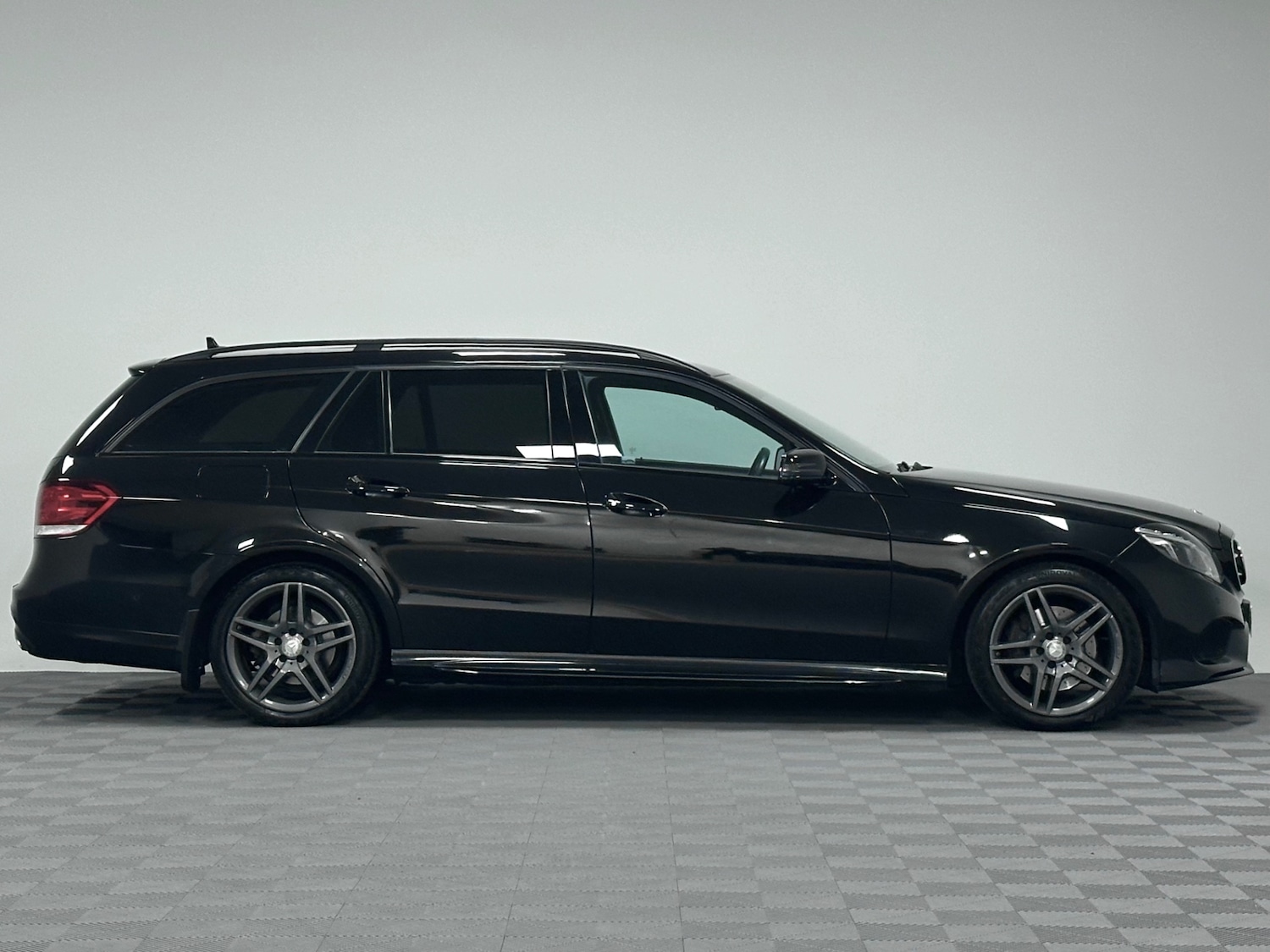 Used Mercedes-Benz E Class 2016 for sale - 77459762: Photo 29