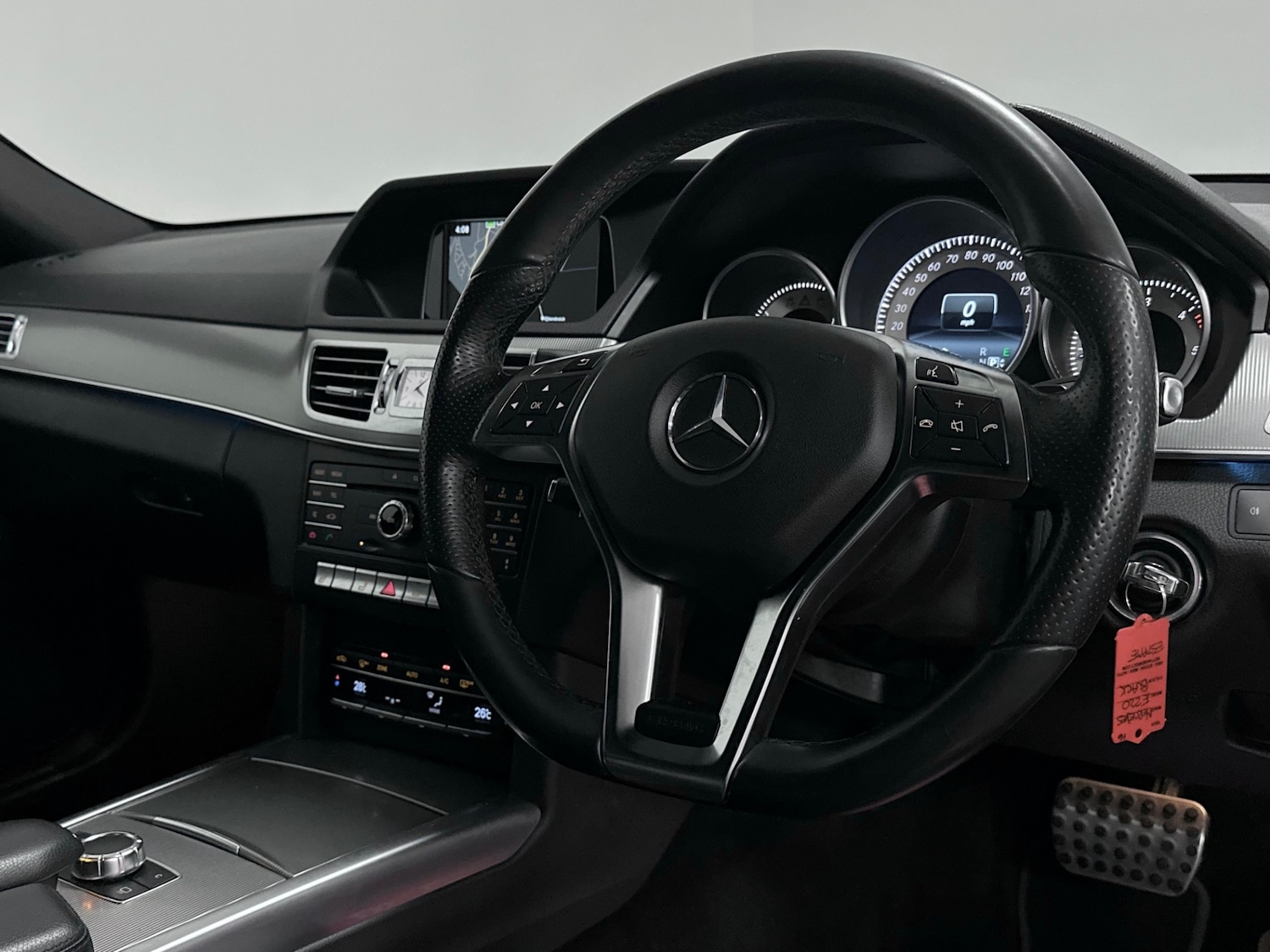 Used Mercedes-Benz E Class 2016 for sale - 77459762: Photo 4