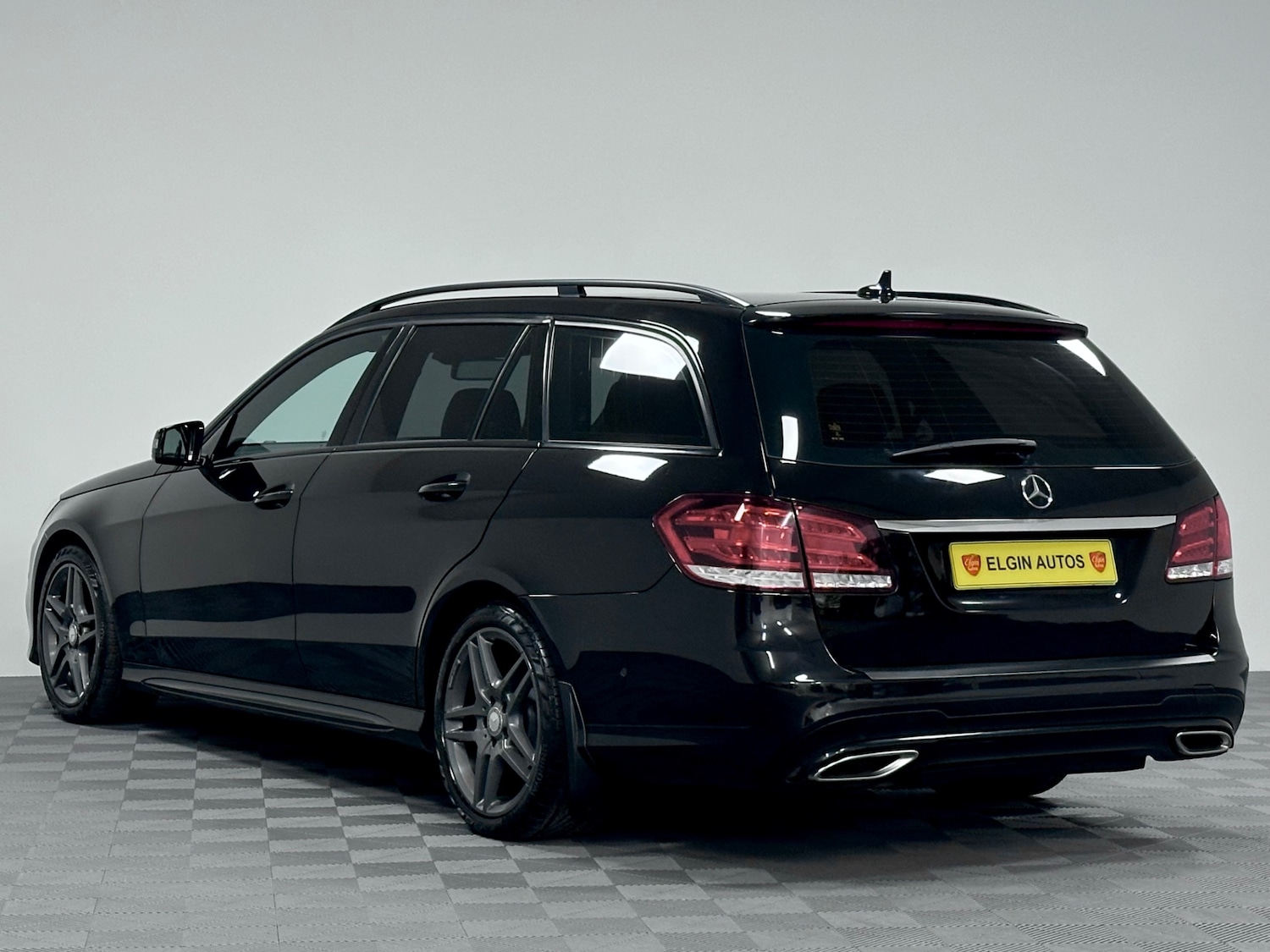 Used Mercedes-Benz E Class 2016 for sale - 77459762: Photo 6