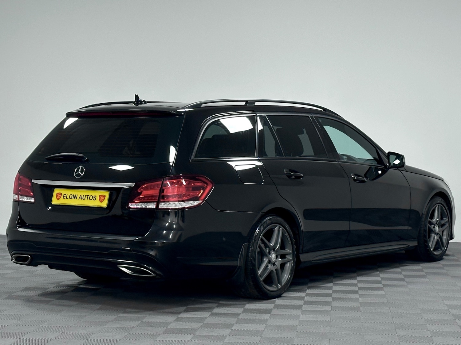 Used Mercedes-Benz E Class 2016 for sale - 77459762: Photo 8