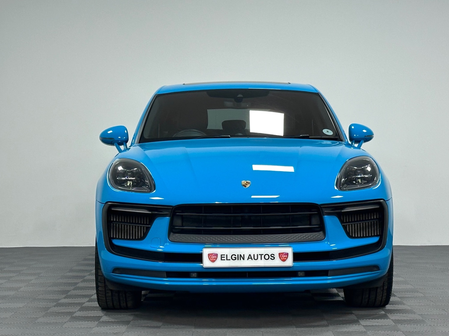 Used Porsche Macan 2022 for sale - 77678754: Photo 2
