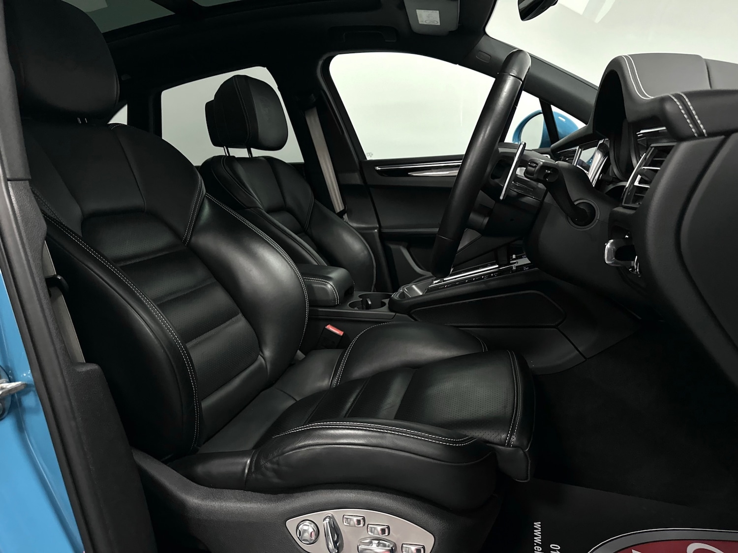 Used Porsche Macan 2022 for sale - 77678754: Photo 5