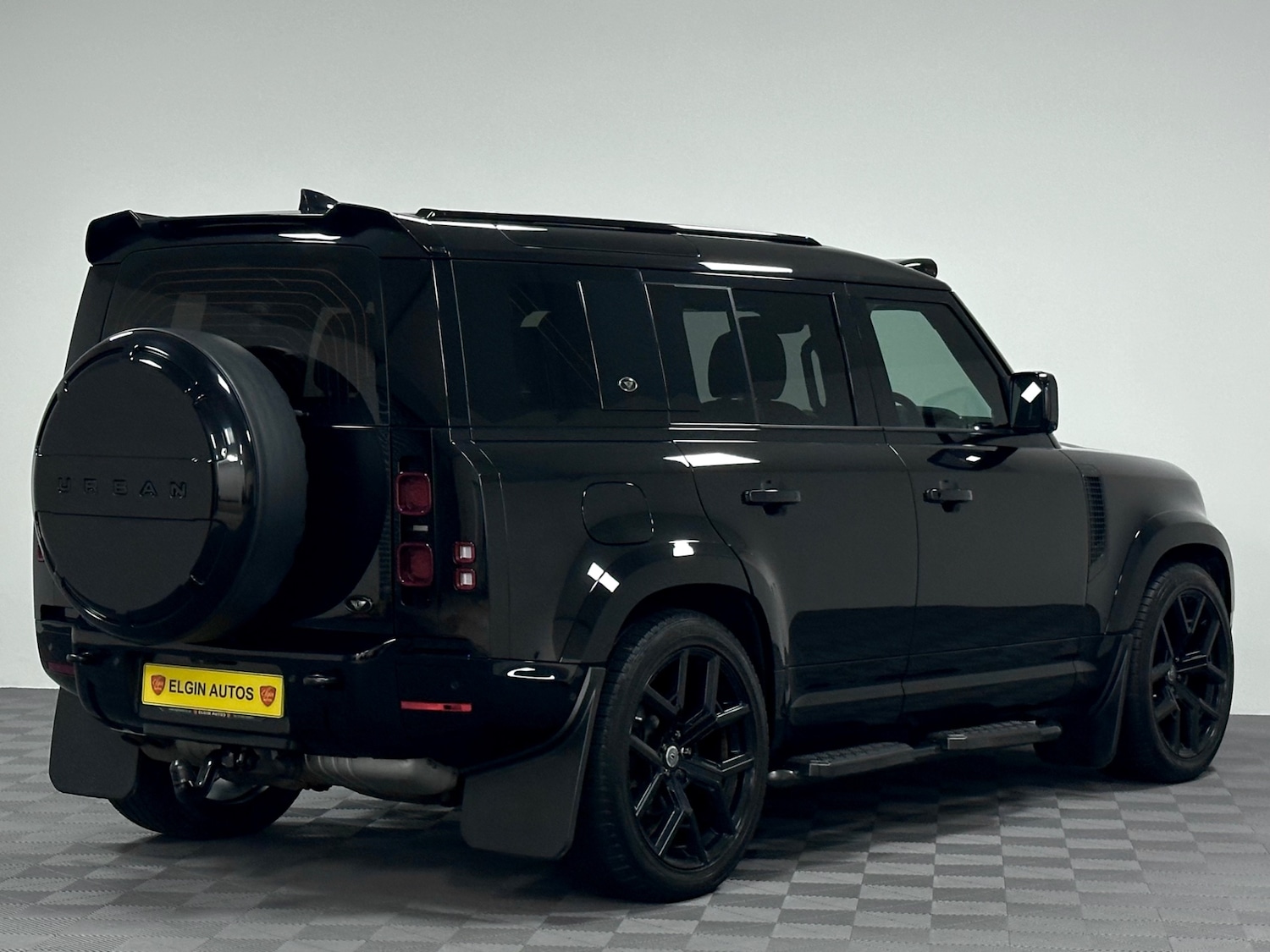 Used Land Rover Defender 110 2021 for sale - 77337919: Photo 8