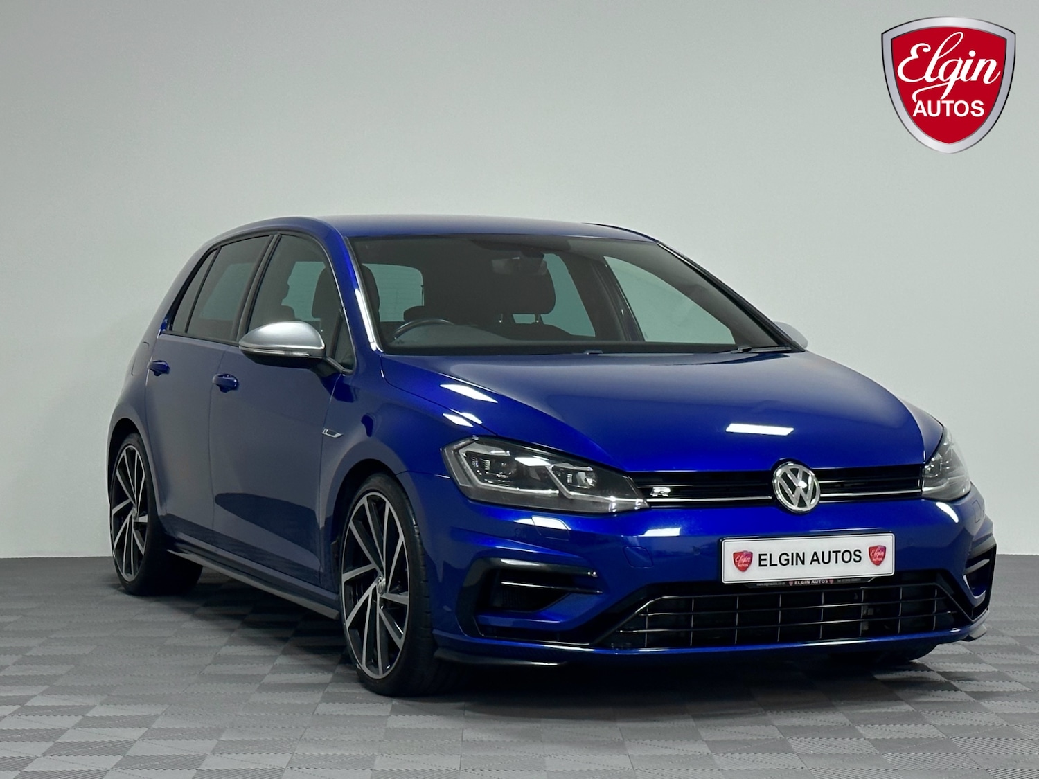 Used Volkswagen Golf 2019 for sale - 76877861: Photo 1