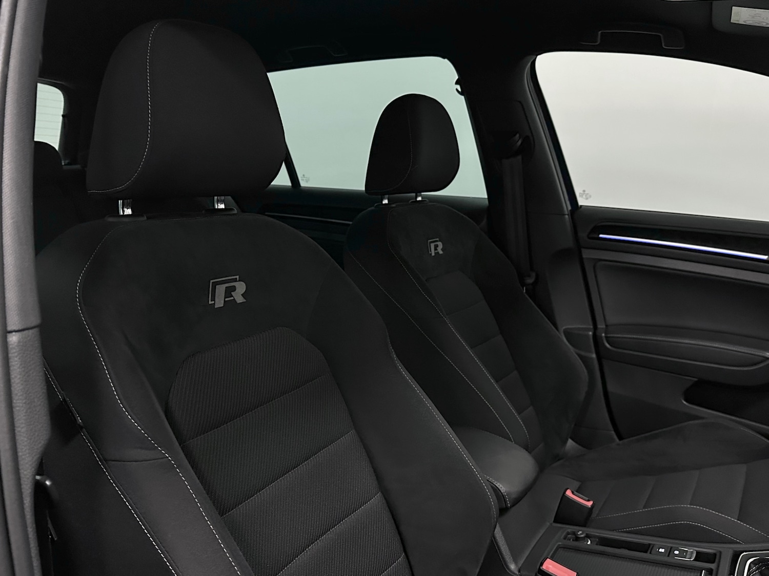 Used Volkswagen Golf 2019 for sale - 76877861: Photo 16