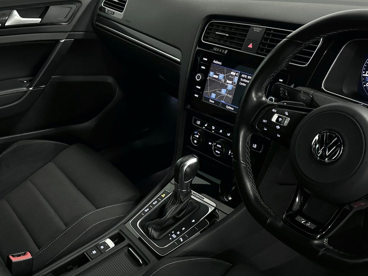 Used Volkswagen Golf 2019 for sale - 76877861: Photo 17