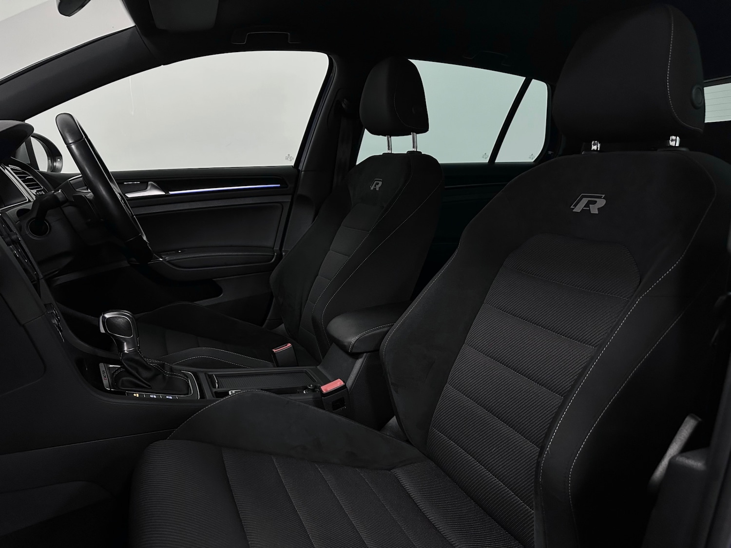 Used Volkswagen Golf 2019 for sale - 76877861: Photo 20