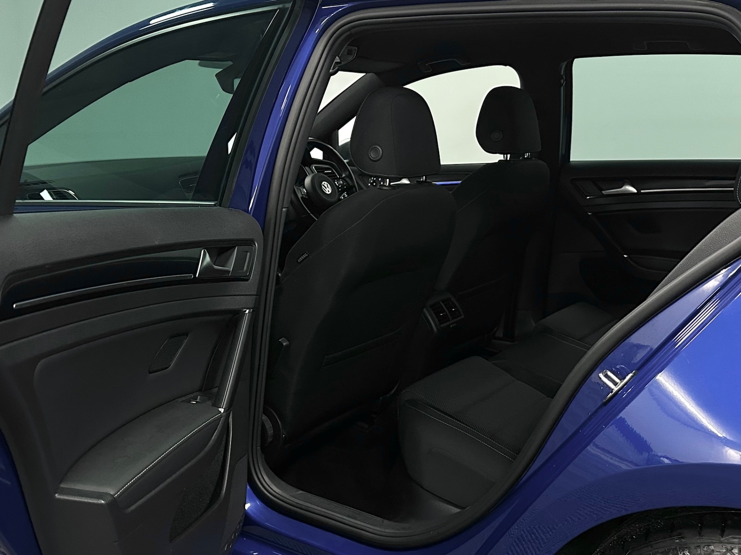 Used Volkswagen Golf 2019 for sale - 76877861: Photo 21